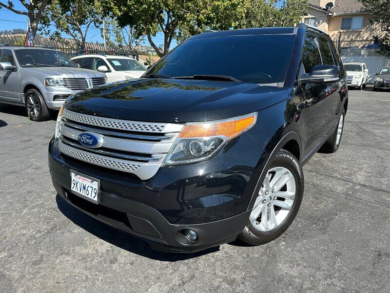  2014 Ford Explorer XLT   