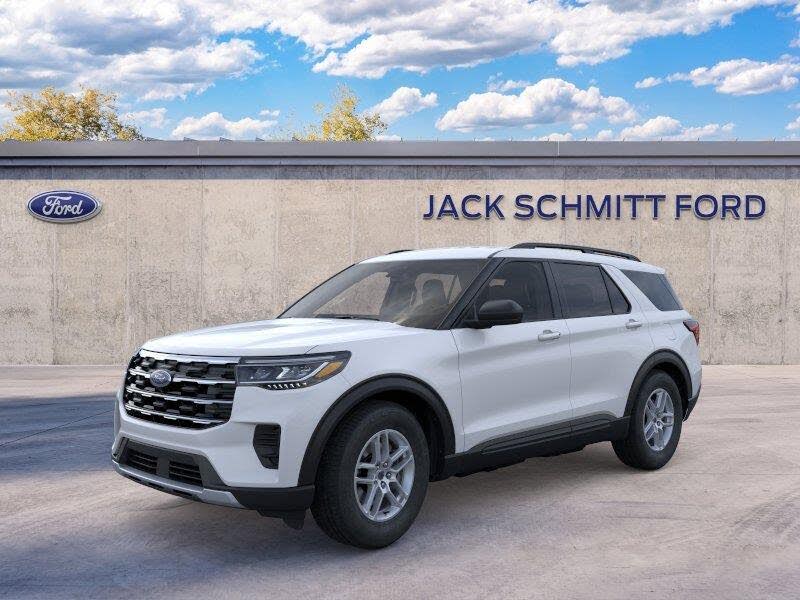 Space White Metallic 2026 Ford Explorer SUV / Crossover All-Wheel Drive Automatic