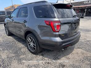View vehicle photo 7