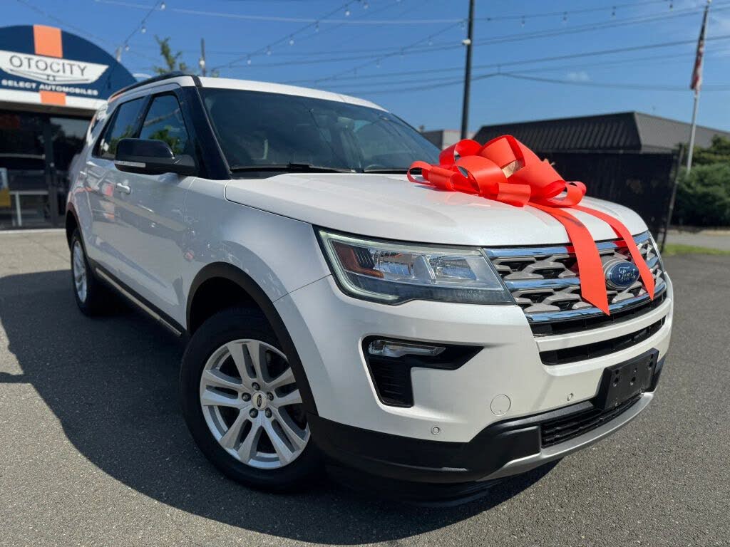 White 2018 Ford Explorer SUV / Crossover All-Wheel Drive 6-Speed Automatic