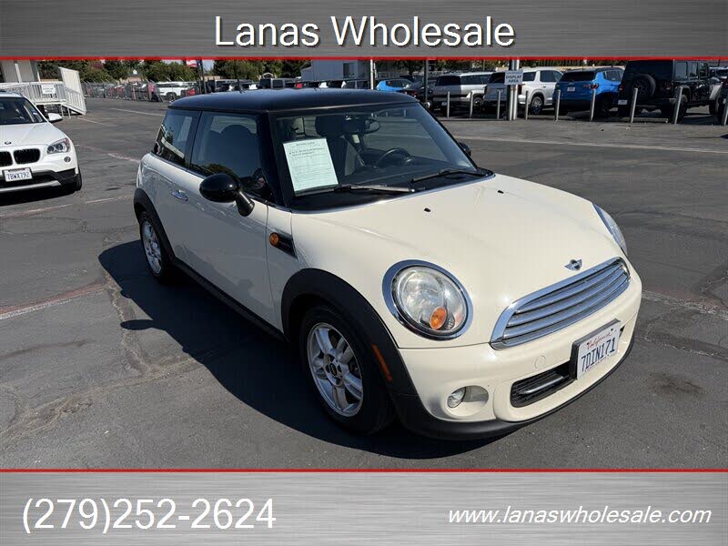  2012 MINI Cooper Base   