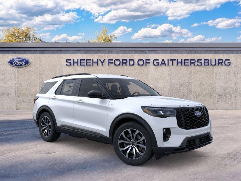 Star White Metallic Tri-Coat 2026 Ford Explorer SUV / Crossover All-Wheel Drive Automatic