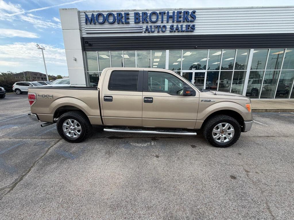  2013 Ford F-150 XLT SuperCrew 4WD   