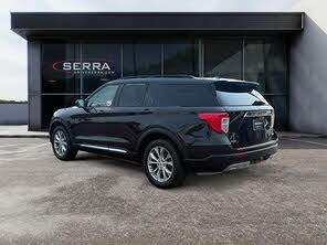 View vehicle photo 3