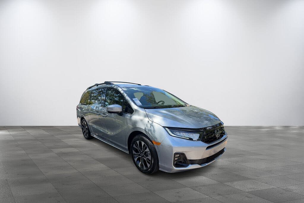 Solar Silver Metallic 2026 Honda Odyssey Minivan Front-Wheel Drive Automatic