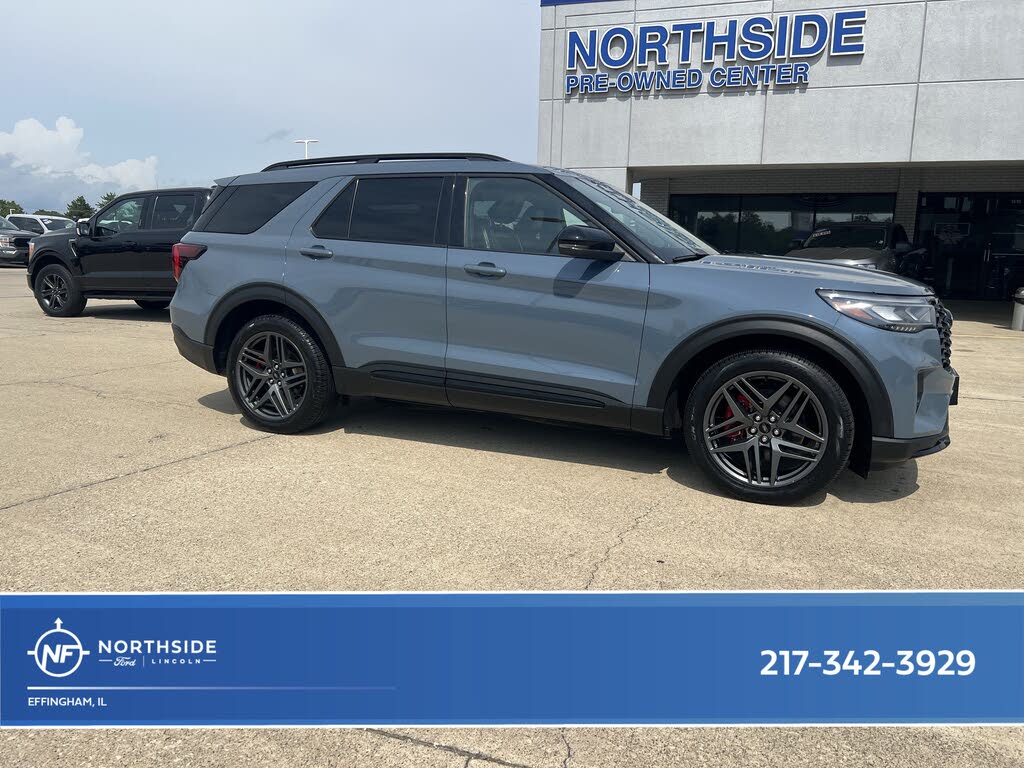  2025 Ford Explorer ST AWD   