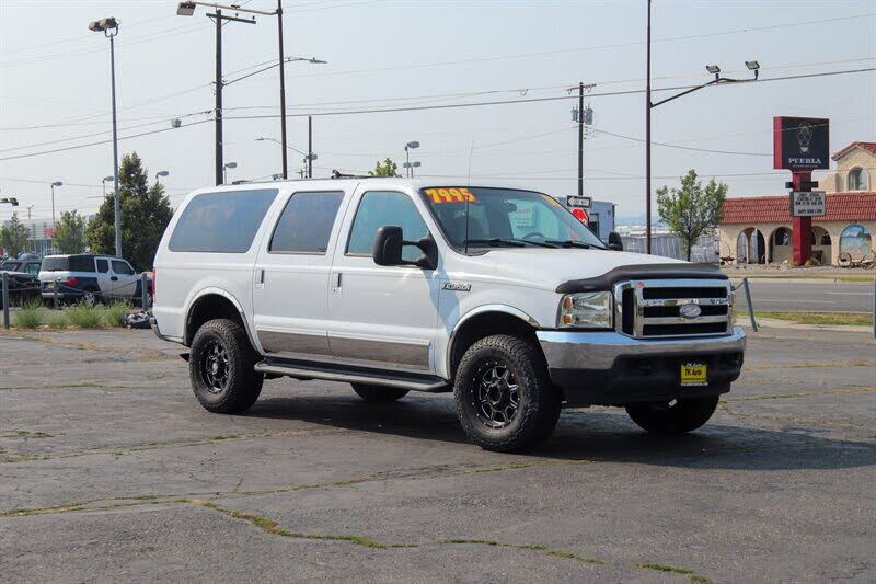  2000 Ford Excursion XLT 4WD   