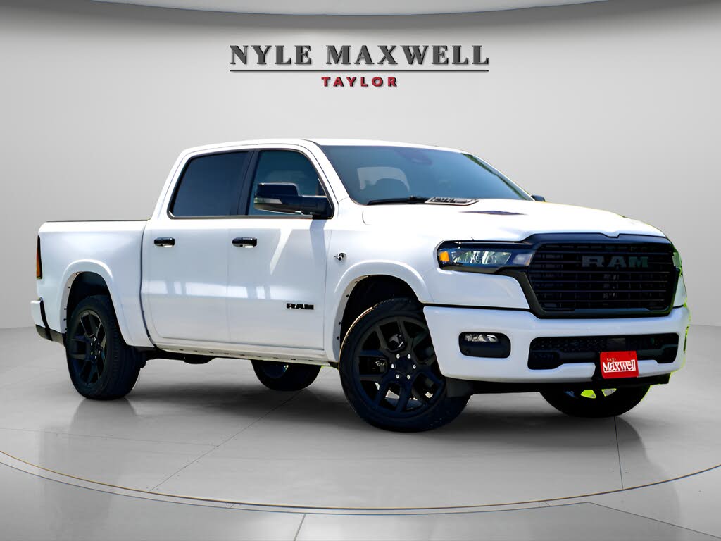 Bright White Clearcoat 2026 RAM 1500 Pickup Truck Four-Wheel Drive 8-Speed Automatic