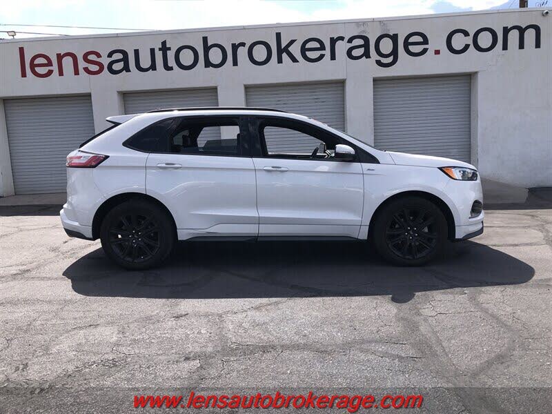 2020 Ford Edge SEL — photo 1 of 4