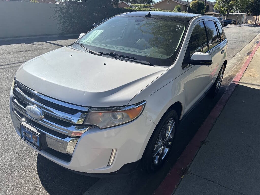White 2012 Ford Edge SUV / Crossover Front-Wheel Drive 6-Speed Automatic