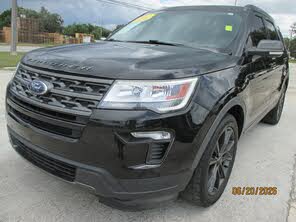 View vehicle photo 1