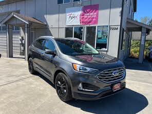 View vehicle photo 1