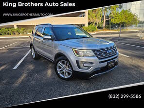 View vehicle photo 1