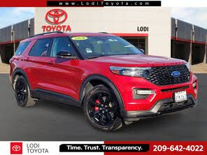 View vehicle photo 1