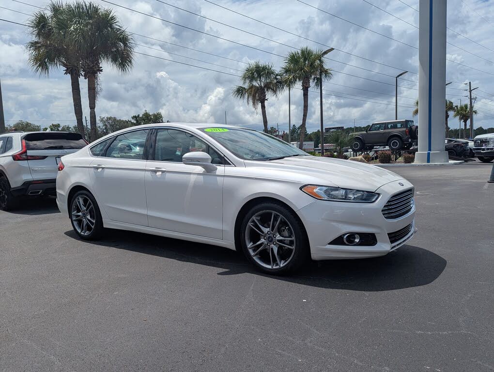White Platinum Clearcoat Metallic 2014 Ford Fusion Sedan Front-Wheel Drive 6-Speed Automatic