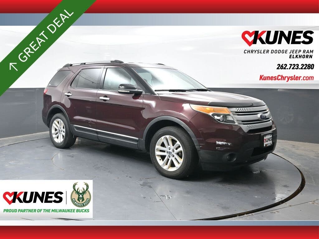  2011 Ford Explorer XLT 4WD   