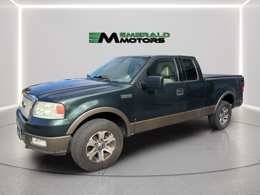 Green 2004 Ford F-150 Pickup Truck Four-Wheel Drive 
