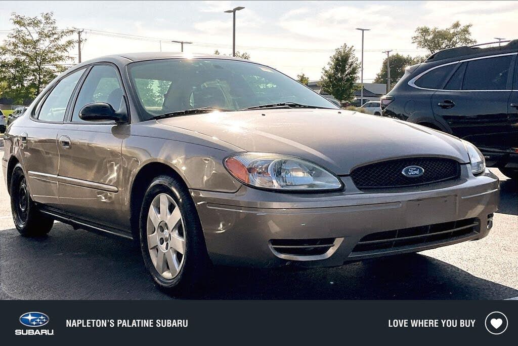 Gold Ash Clearcoat Metallic 2005 Ford Taurus Sedan Front-Wheel Drive 4-Speed Automatic Overdrive