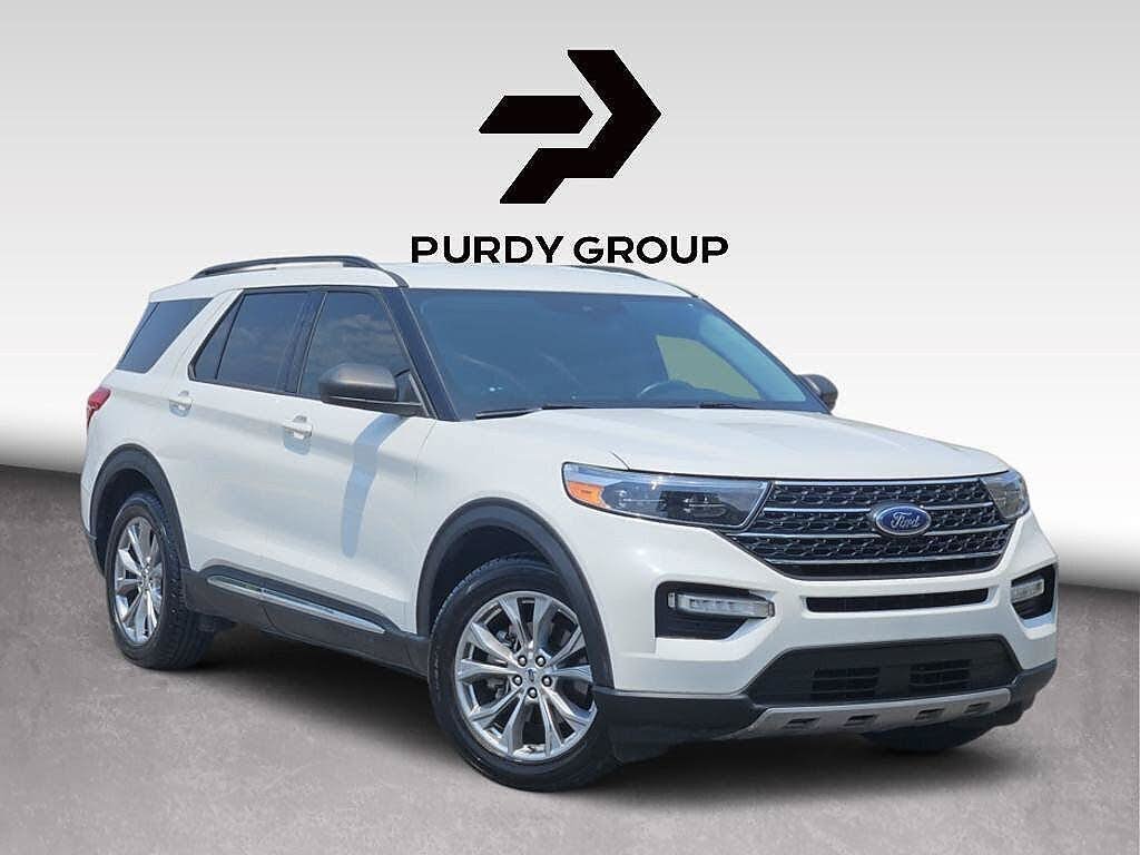 2022 Ford Explorer XLT RWD   