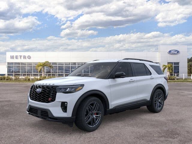 Space White Metallic 2026 Ford Explorer SUV / Crossover All-Wheel Drive Automatic
