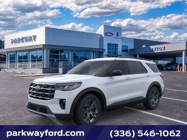 White Metallic 2026 Ford Explorer SUV / Crossover All-Wheel Drive Automatic