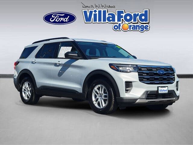 Space White Metallic 2026 Ford Explorer SUV / Crossover Rear-Wheel Drive Automatic