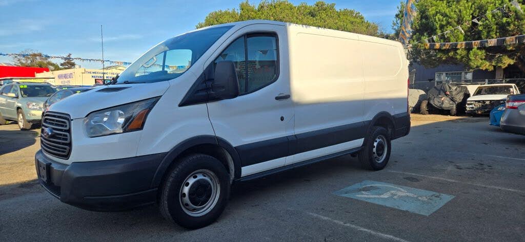  2017 Ford Transit Cargo Van Rear-Wheel Drive 6-Speed Automatic Overdrive