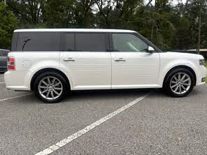 View vehicle photo 1
