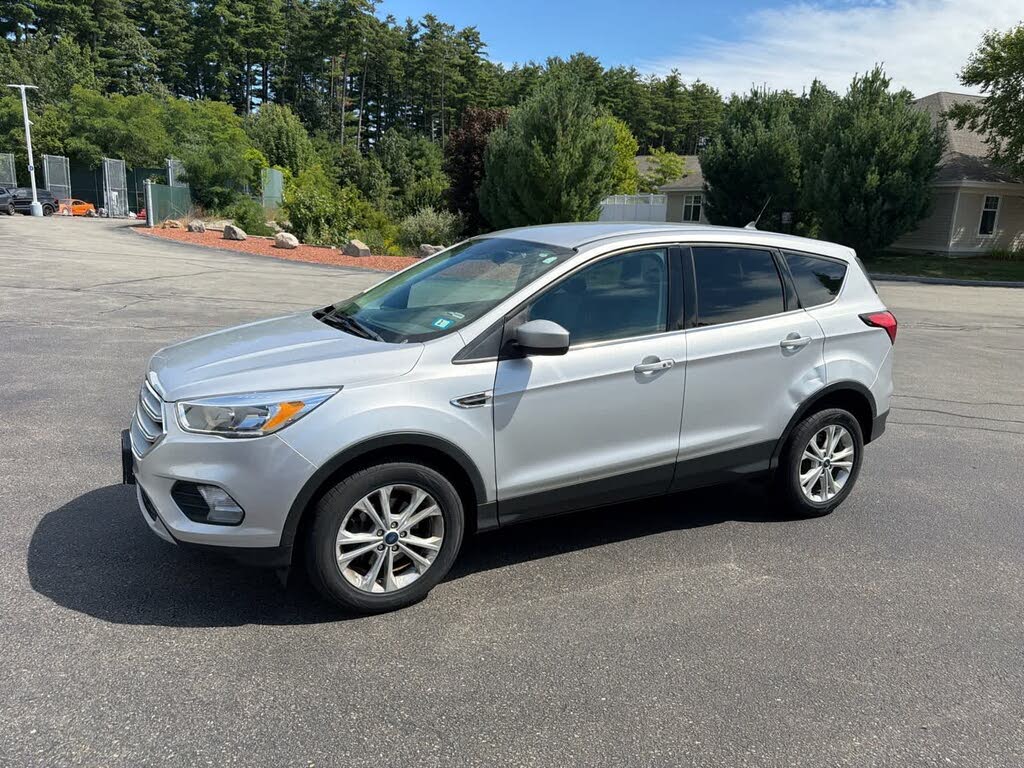 Ingot Silver 2019 Ford Escape SUV / Crossover Front-Wheel Drive 6-Speed Automatic