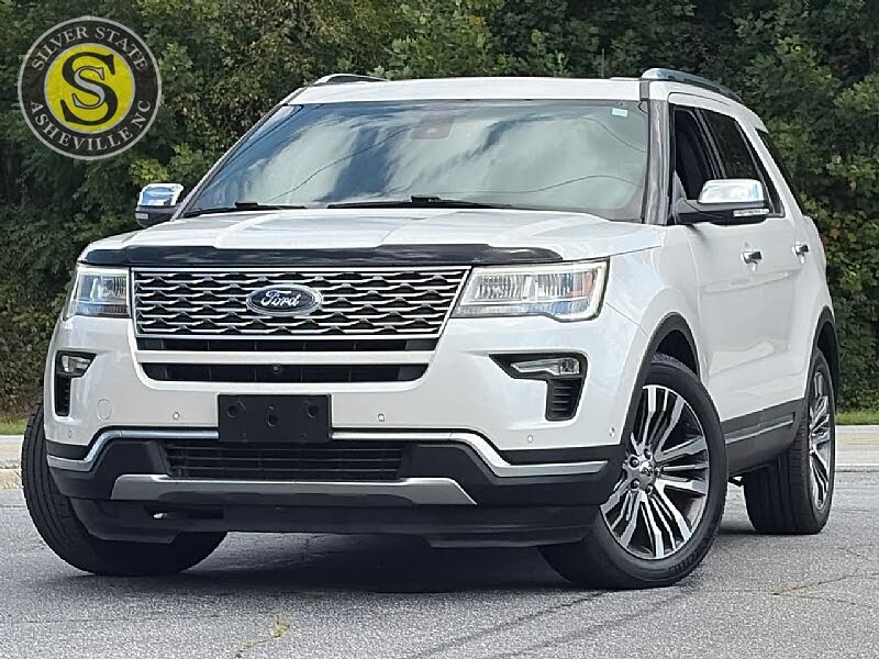  2018 Ford Explorer Platinum AWD   