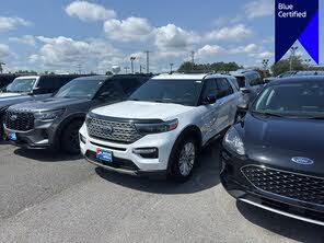 View vehicle photo 1