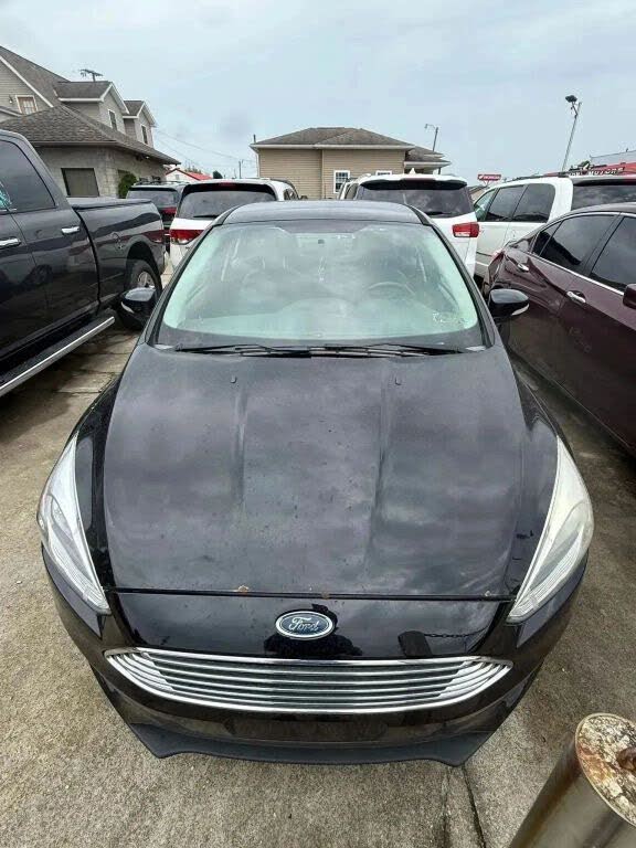  2016 Ford Focus Titanium   