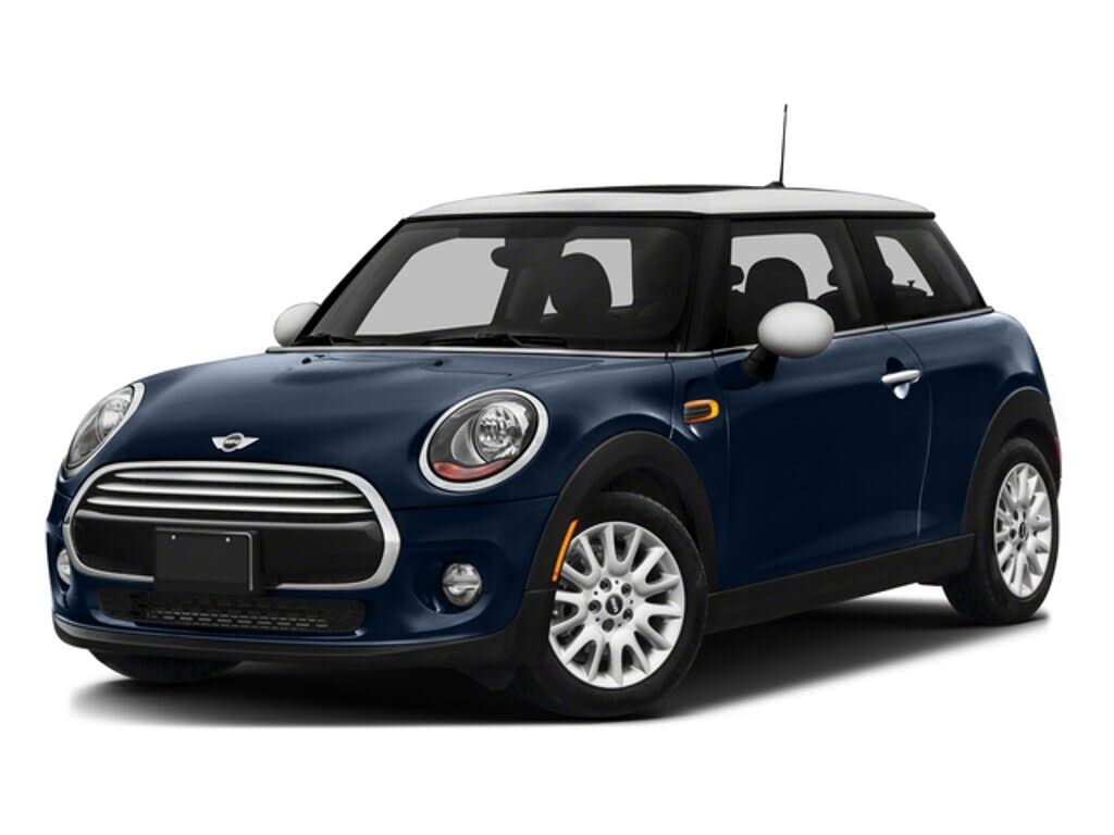 White 2016 MINI Cooper Hatchback Front-Wheel Drive 