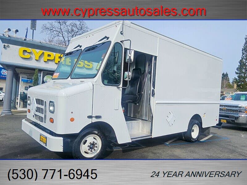 White 2014 Ford E-Series Chassis Pickup Truck Rear-Wheel Drive Automatic
