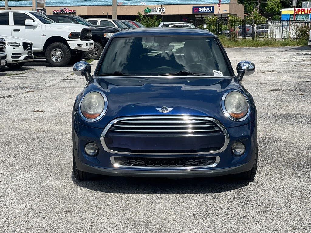  2014 MINI Cooper Hatchback FWD   