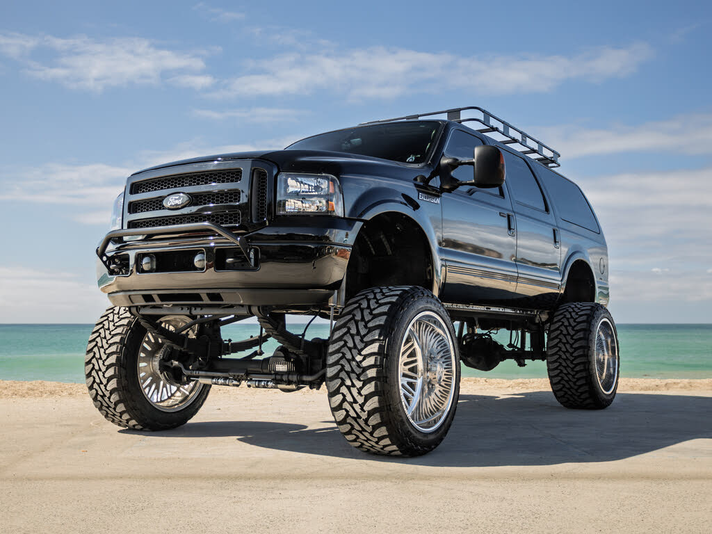  2005 Ford Excursion SUV / Crossover Four-Wheel Drive Automatic