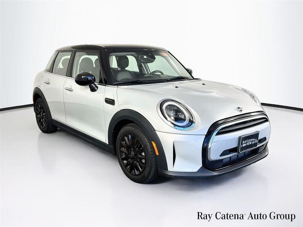 White Silver 2022 MINI Cooper Hatchback  7-Speed Automatic