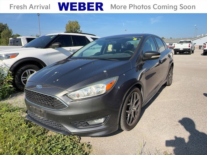 Gray (Magnetic) 2016 Ford Focus Sedan Front-Wheel Drive Automatic