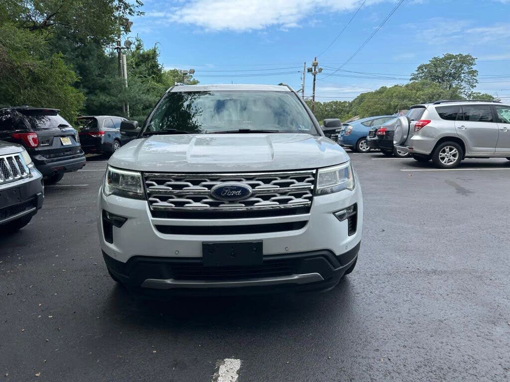  2019 Ford Explorer XLT AWD   
