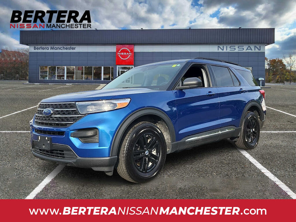  2022 Ford Explorer XLT AWD   