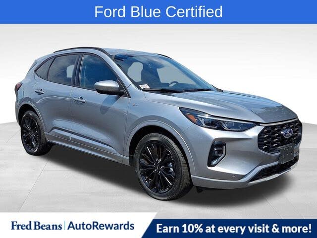Silver Metallic 2023 Ford Escape SUV / Crossover All-Wheel Drive 8-Speed Automatic