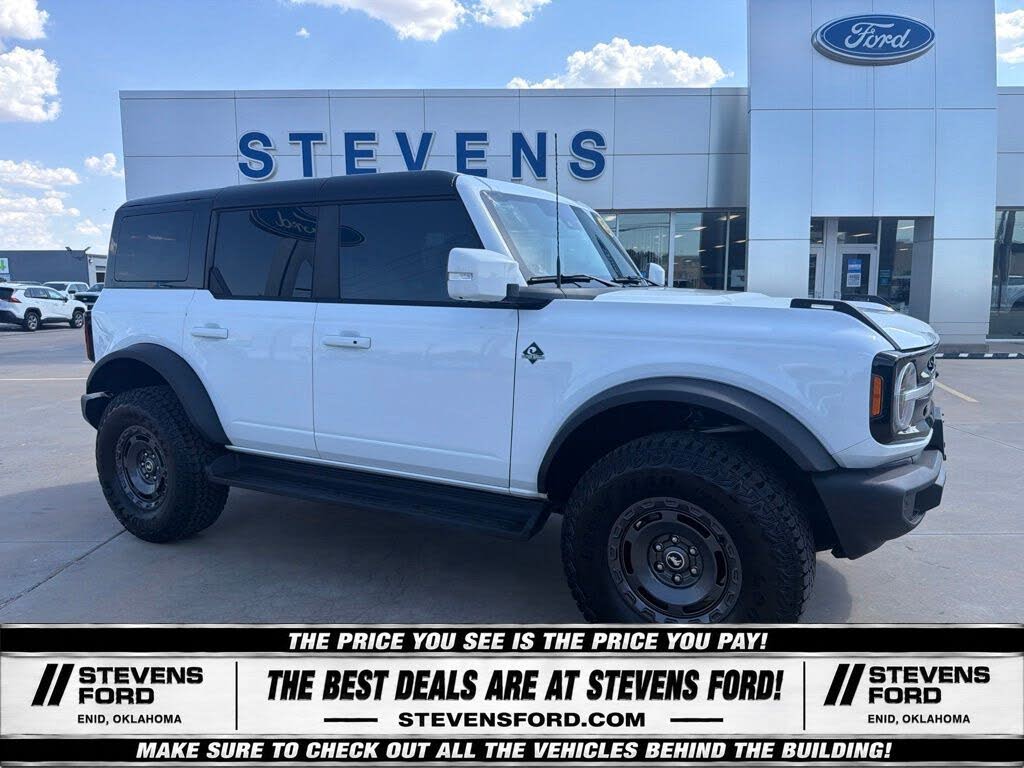 2025 Ford Bronco Outer Banks 4-Door 4WD    