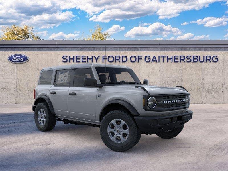 Avalanche Gray 2026 Ford Bronco SUV / Crossover Four-Wheel Drive 7-Speed Manual
