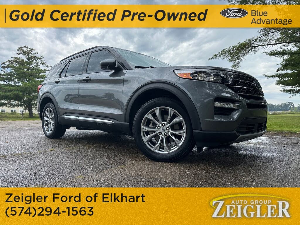  2023 Ford Explorer XLT AWD   