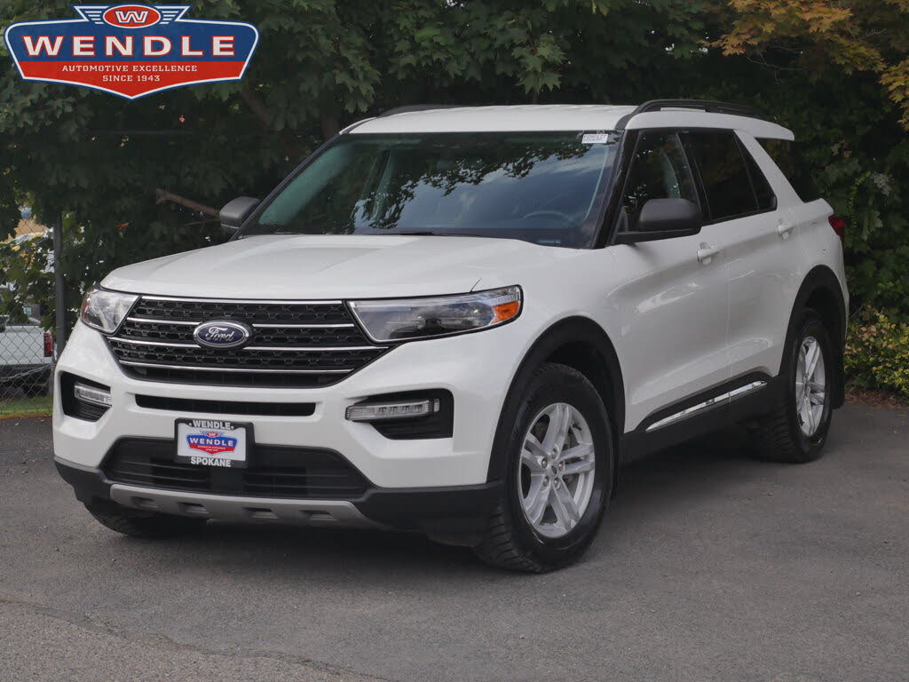 White 2023 Ford Explorer SUV / Crossover All-Wheel Drive Automatic