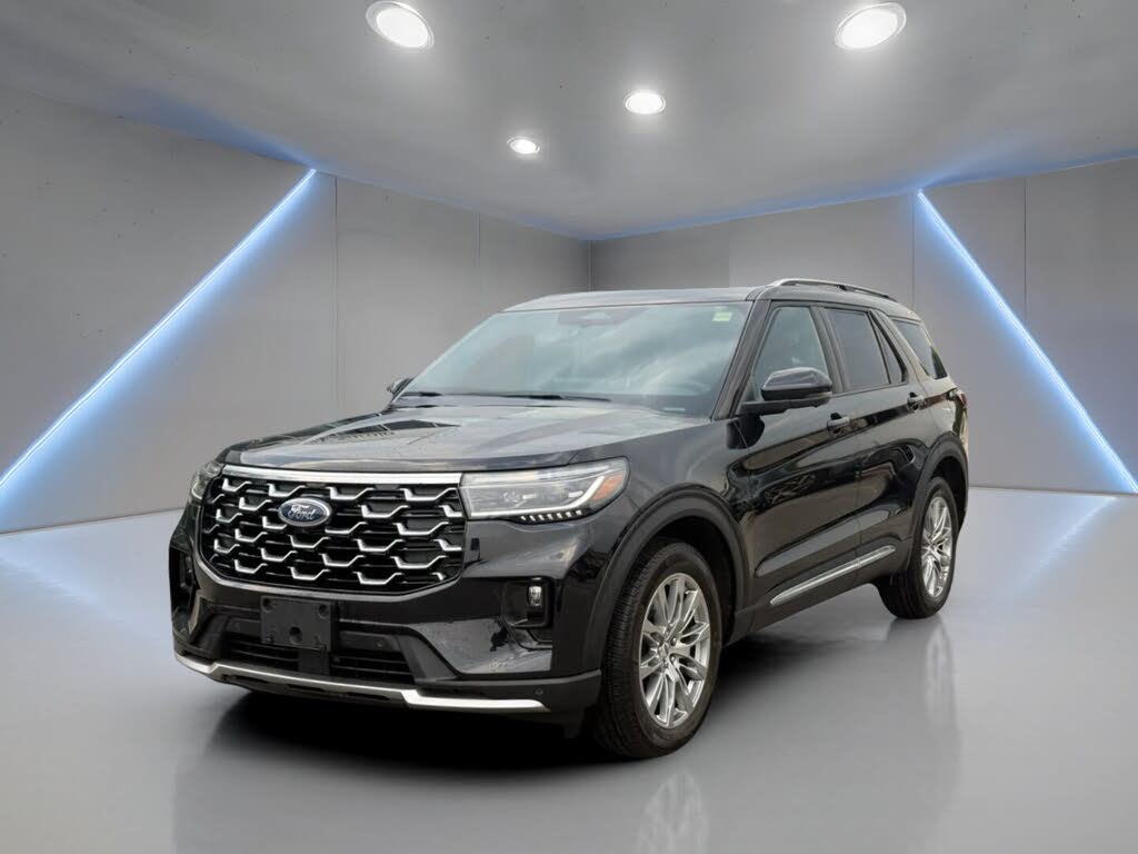  2025 Ford Explorer Platinum AWD   