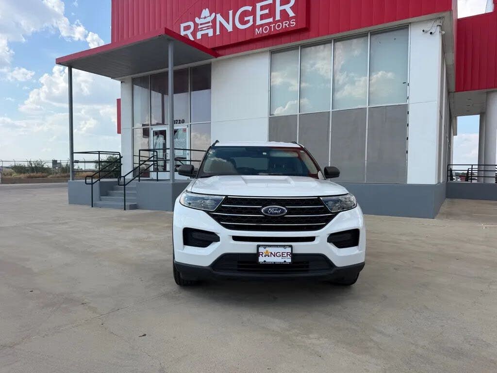  2020 Ford Explorer XLT RWD   