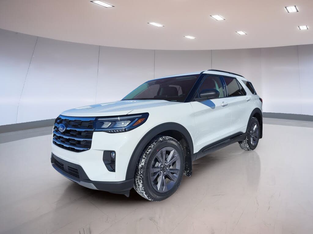 Star White Metallic Tri-Coat (AZ) 2026 Ford Explorer SUV / Crossover All-Wheel Drive Automatic
