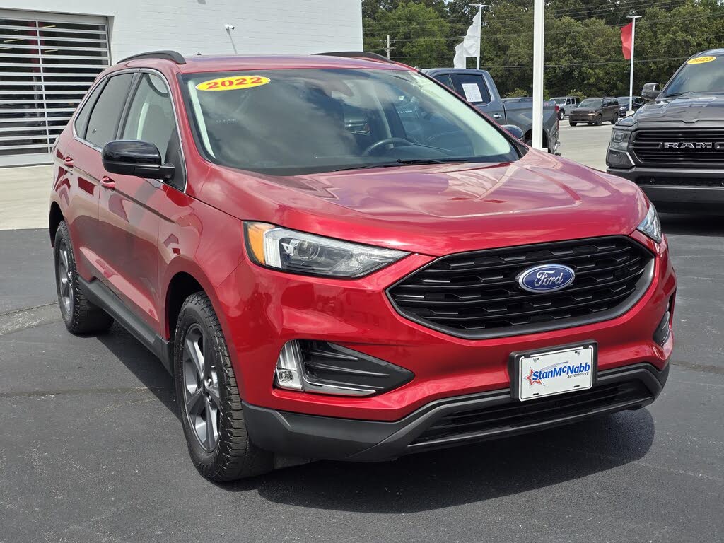 Rapid Red Metallic Tinted Clearcoat 2022 Ford Edge SUV / Crossover All-Wheel Drive 8-Speed Automatic
