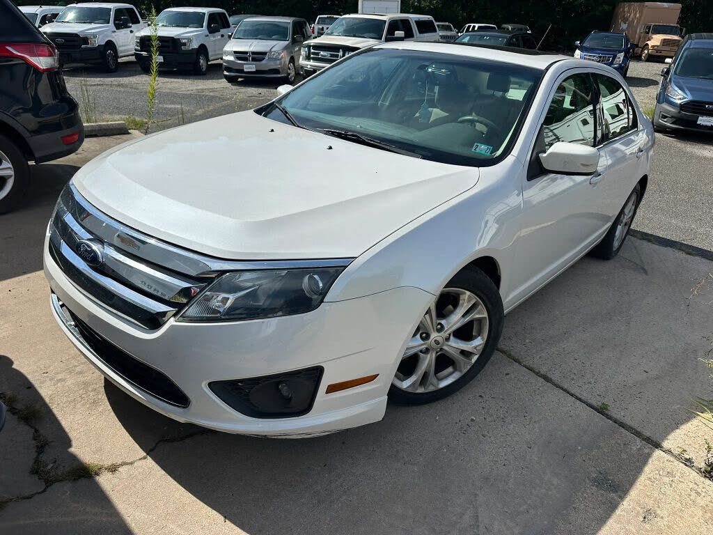  2012 Ford Fusion Sedan Front-Wheel Drive 6-Speed Automatic